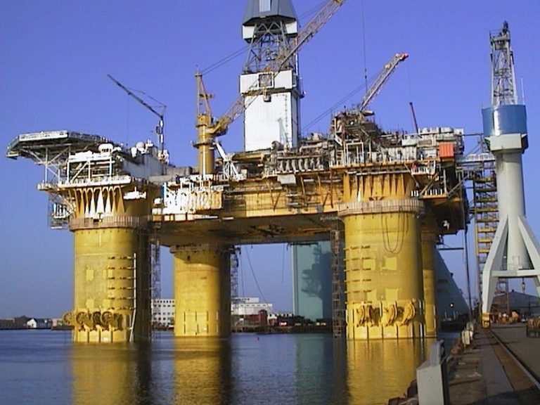 1bn Renewal Bonuses DPR Defends FG’s Early Renewal Policy Nigerian