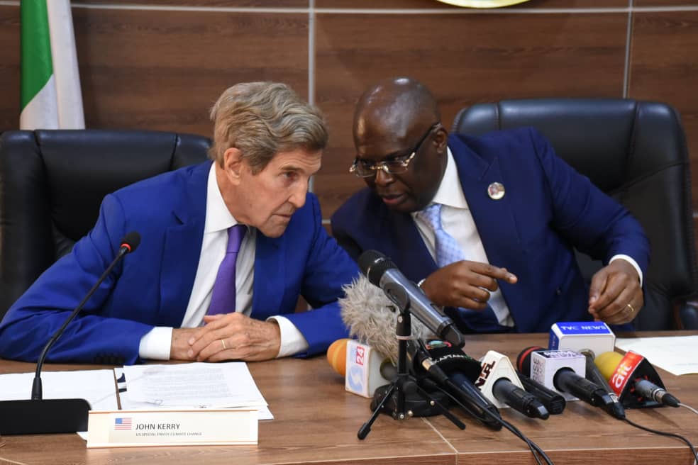 The Honourable Minister of State for Petroleum Resources, Chief Timipre Sylva received US Presidential Envoy for Climate change, John Kerry. Engr Gbenga Komolafe NUPRC Chief Executive and other top industry stakeholders were part of the high level meeting at NNPC Limited towers, Abuja.