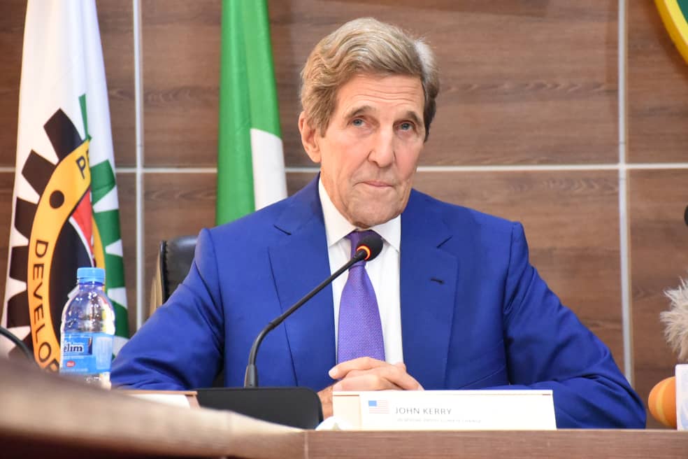The Honourable Minister of State for Petroleum Resources, Chief Timipre Sylva received US Presidential Envoy for Climate change, John Kerry. Engr Gbenga Komolafe NUPRC Chief Executive and other top industry stakeholders were part of the high level meeting at NNPC Limited towers, Abuja.
