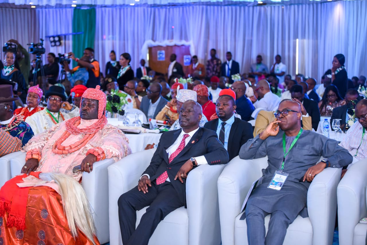 His Excellency the Vice President, Professor Yemi Osinbajo declares open Stakeholders Conference on Oil Theft/Losses in Nigeria themed “Protecting Petroleum Industry Assets for Improved Economy” organised by the Special Investigative Panel on Oil Theft/Losses in Nigeria at Transcorp Hilton Hotel Abuja.   Kindly follow us on twitter: @nuprcofficial
